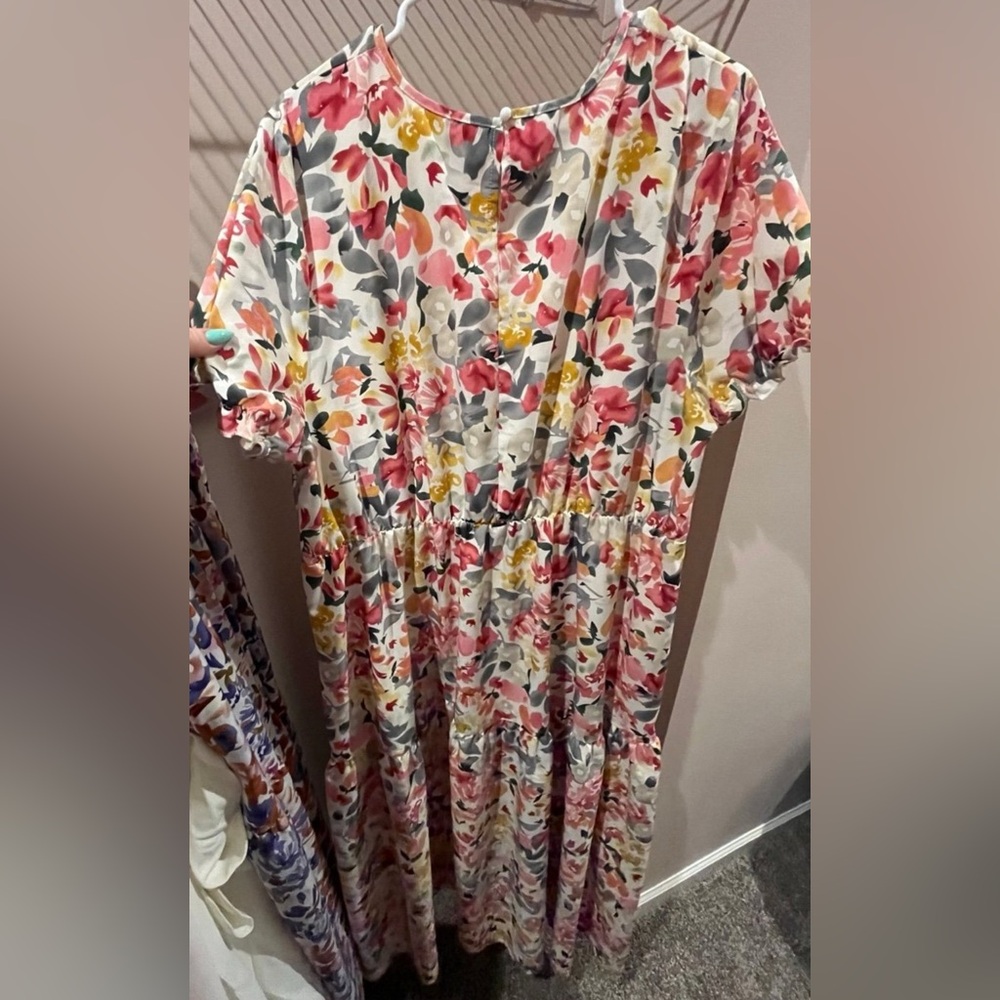 New 3XL Floral Dress